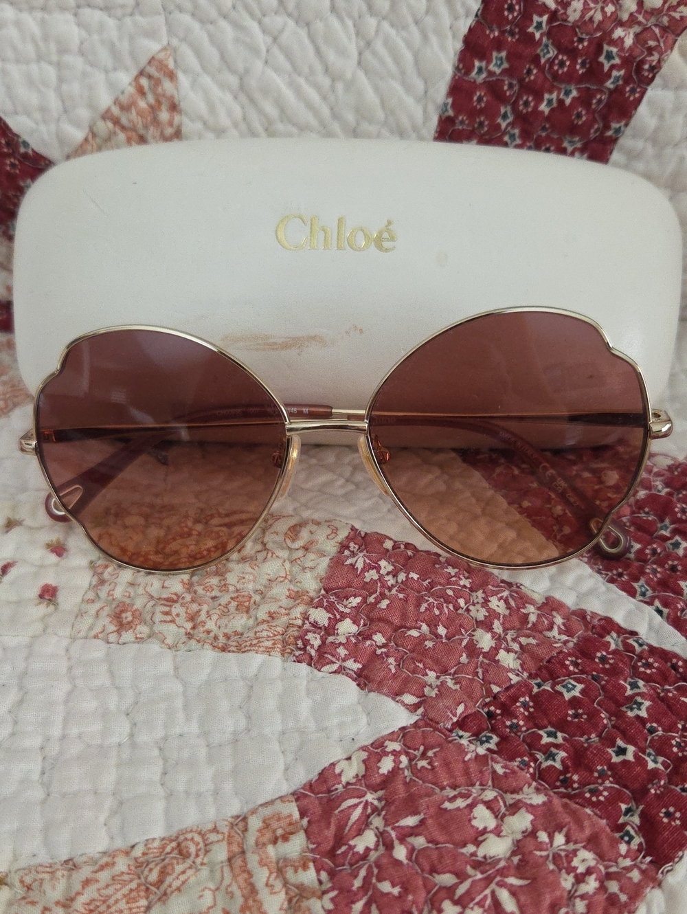 Chloe Sunglasses with Case and cloth